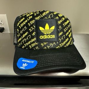 Adidas original OG Recoded snap back
